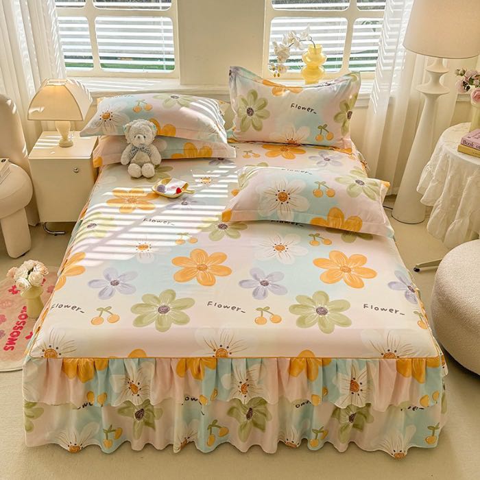 Lucrative 3 Pieces Bedsheet Set
