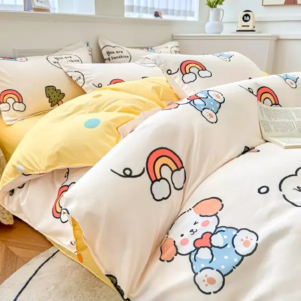 Four Piece Bedding Set
