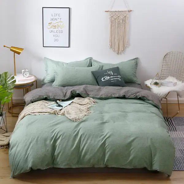 Four Piece Bedding Set